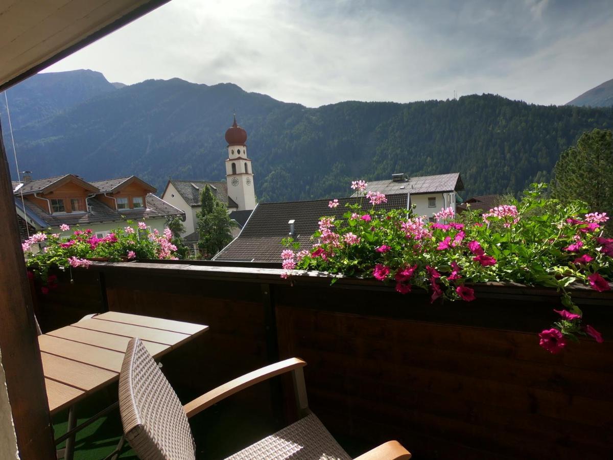 Pension Jagerhof - Sommercard Inkl - 5 Min Zum Hochzeiger 제르젠스 외부 사진