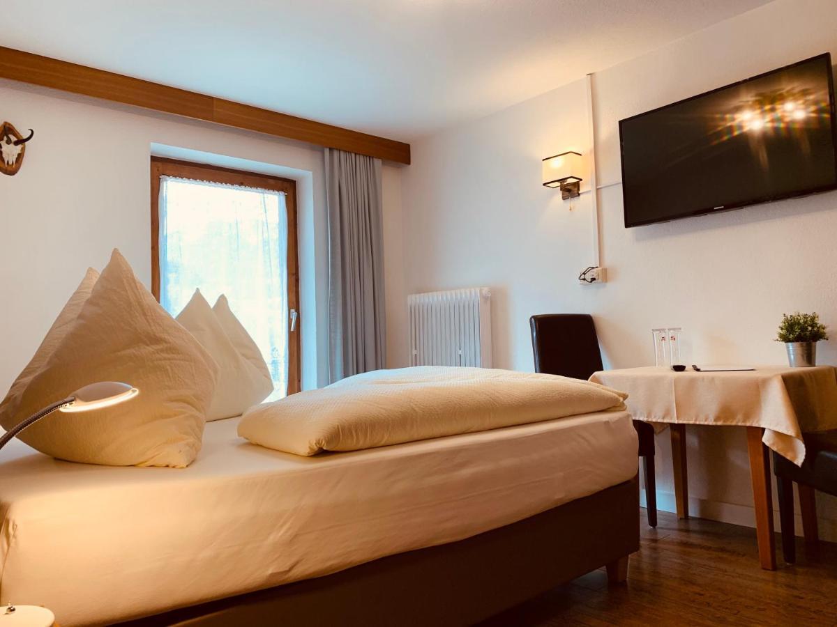 Pension Jagerhof - Sommercard Inkl - 5 Min Zum Hochzeiger 제르젠스 외부 사진