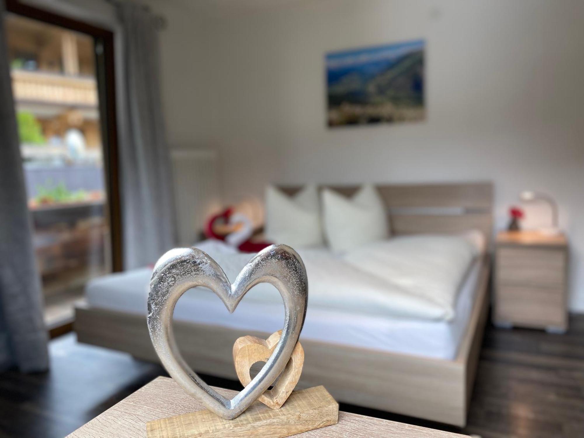 Pension Jagerhof - Sommercard Inkl - 5 Min Zum Hochzeiger 제르젠스 외부 사진
