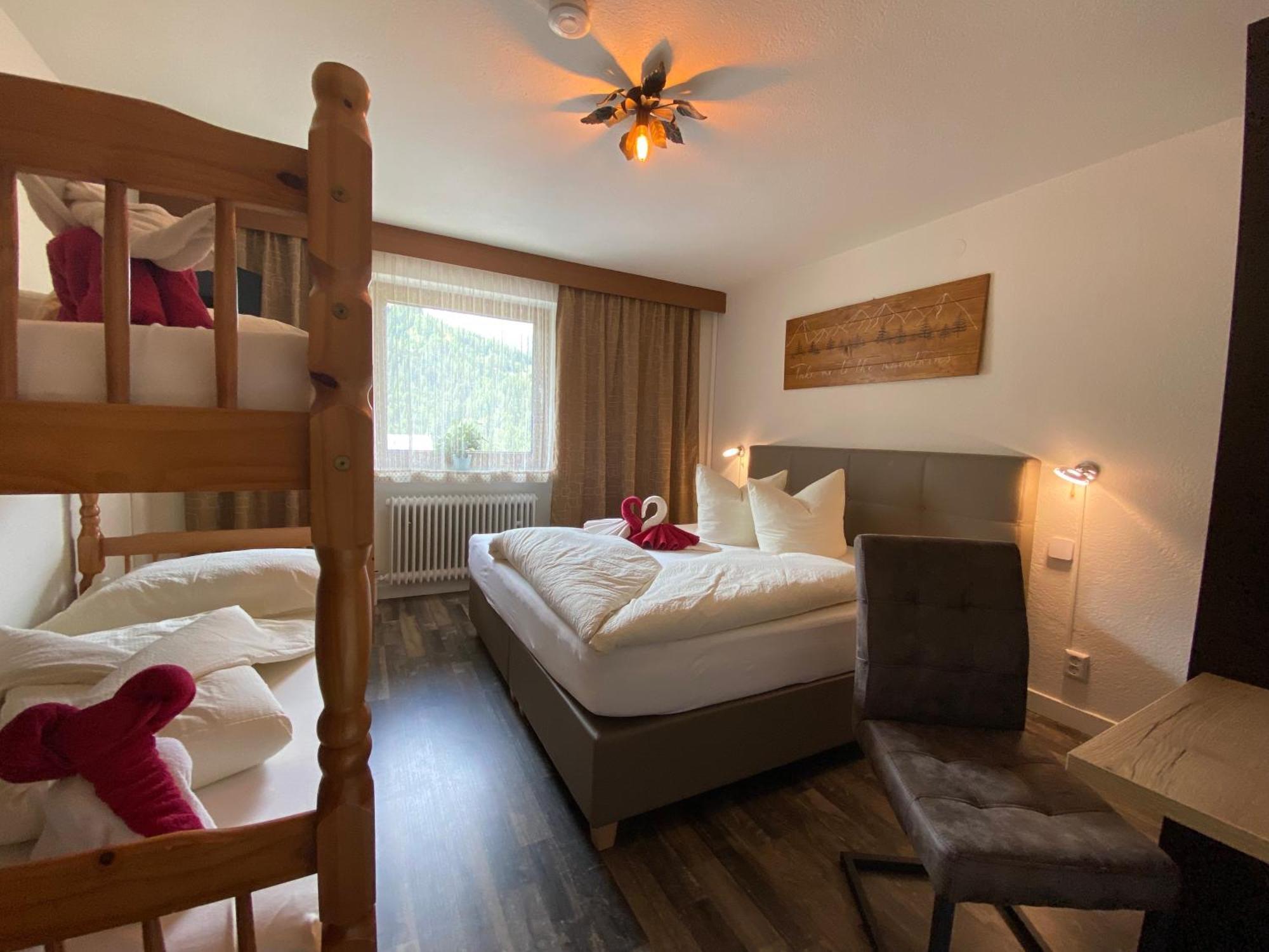 Pension Jagerhof - Sommercard Inkl - 5 Min Zum Hochzeiger 제르젠스 외부 사진